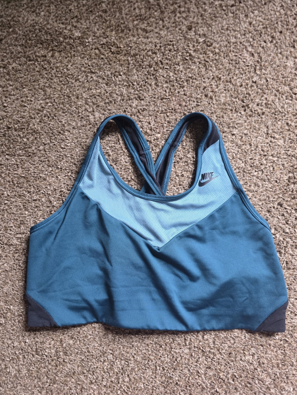 Nike Women's Teal Sports Bra - High Support